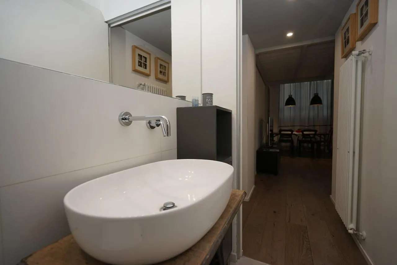La Pampa Guest House Milan