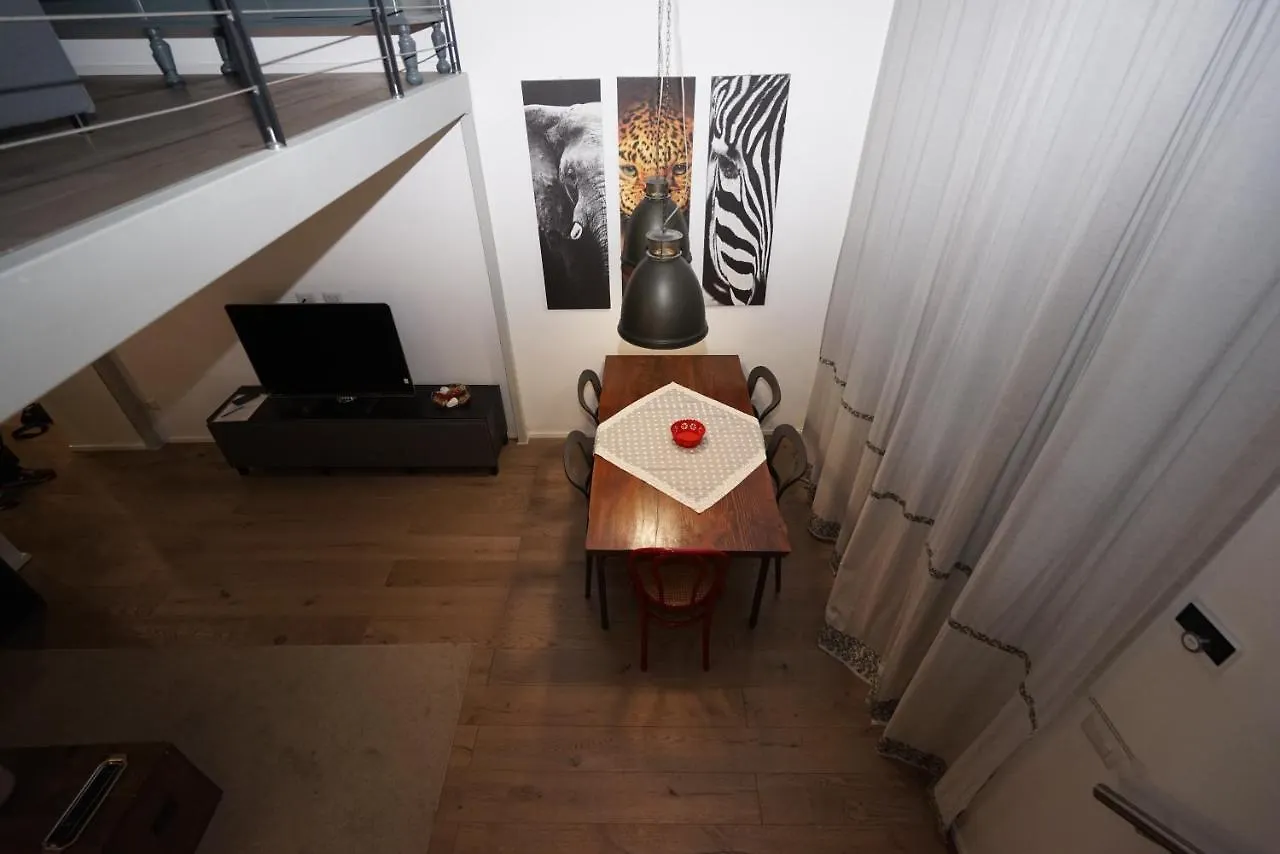 La Pampa Guest House Milan 0*,