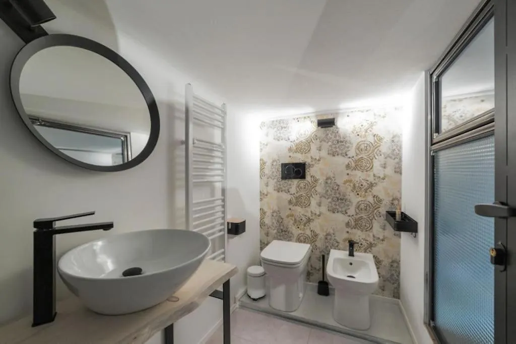 La Pampa Guest House Milan 0*,  Italy