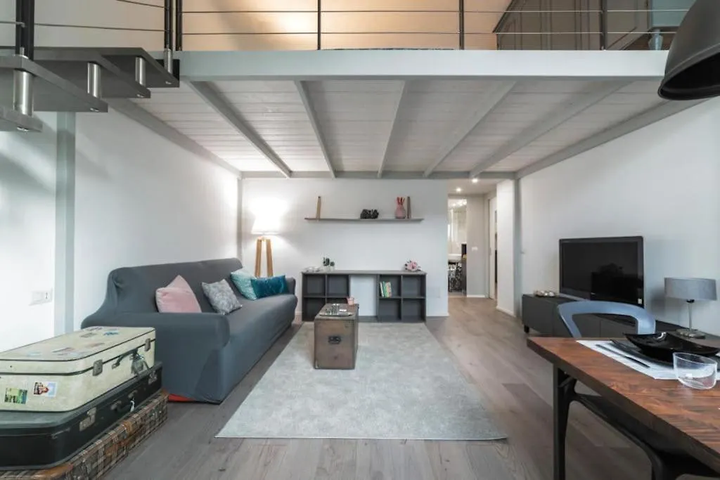 Apartment La Pampa Guest House Milan Italy